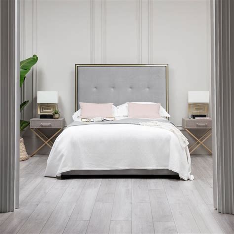 Clearance & Ex Display Furniture & Accessories.